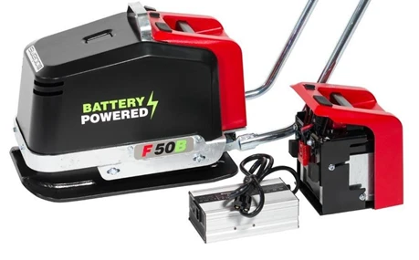 Swepac F50B batteridrevet framovergående vibroplate, utbyttbart batteri